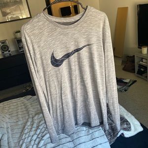 Nike DRI-FIT Long Sleeve Tee
